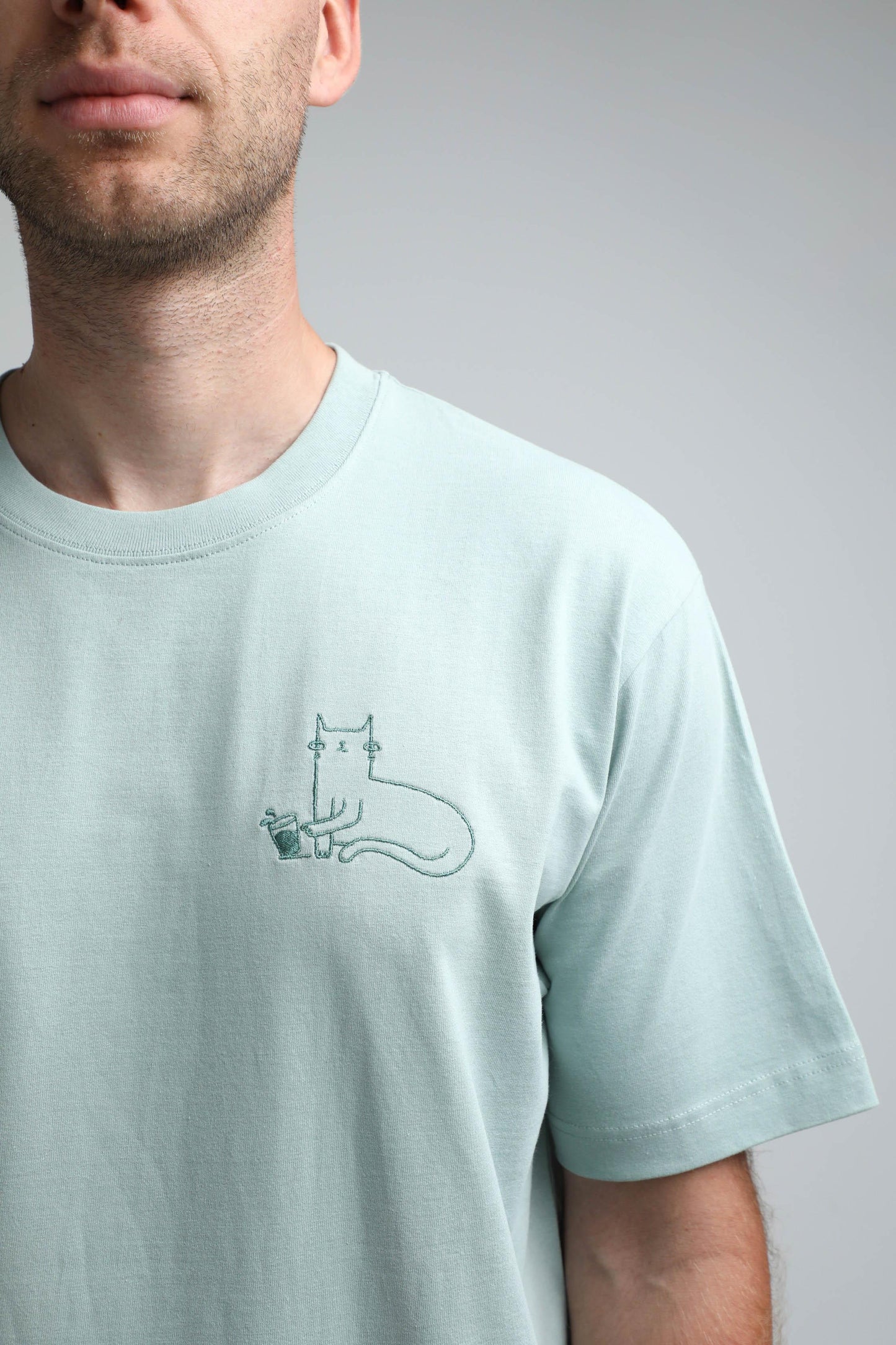 XL available only | Cat | Heavyweight T-Shirt with embroidered cat. Oversized | Unisex - premium dog goods handmade in Europe by animalistus