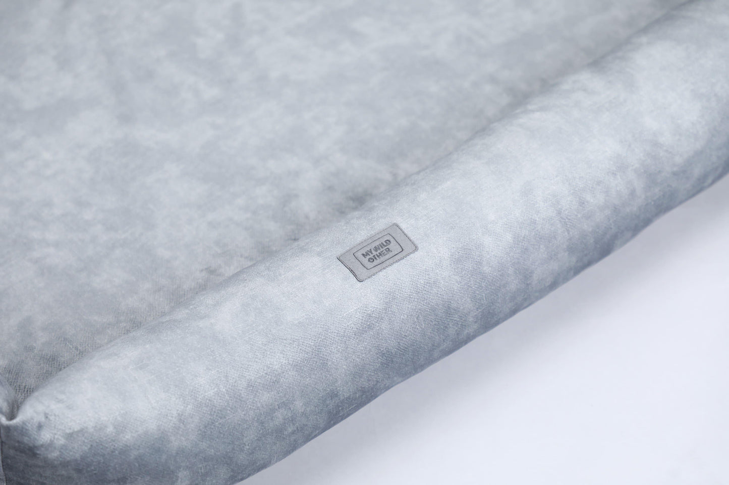 2-sided dog bed with sides. METAL GREY - premium dog goods handmade in Europe by My Wild Other
