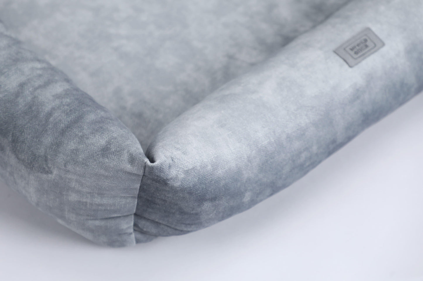 2-sided dog bed with sides. METAL GREY - premium dog goods handmade in Europe by My Wild Other