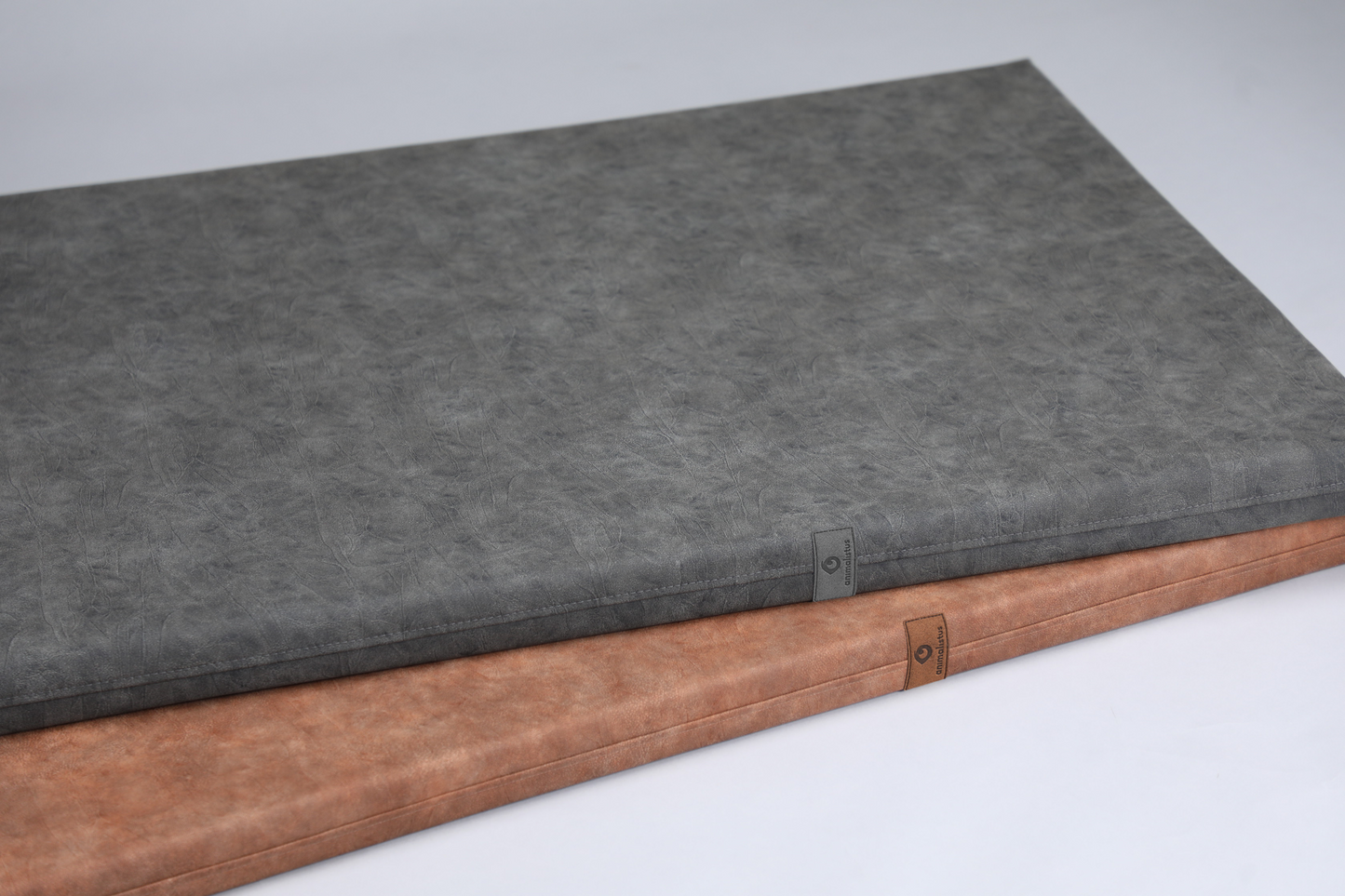 Dog crate mattress | Travel dog bed | 2-sided | Water resistant | TAWNY BROWN | animalistus