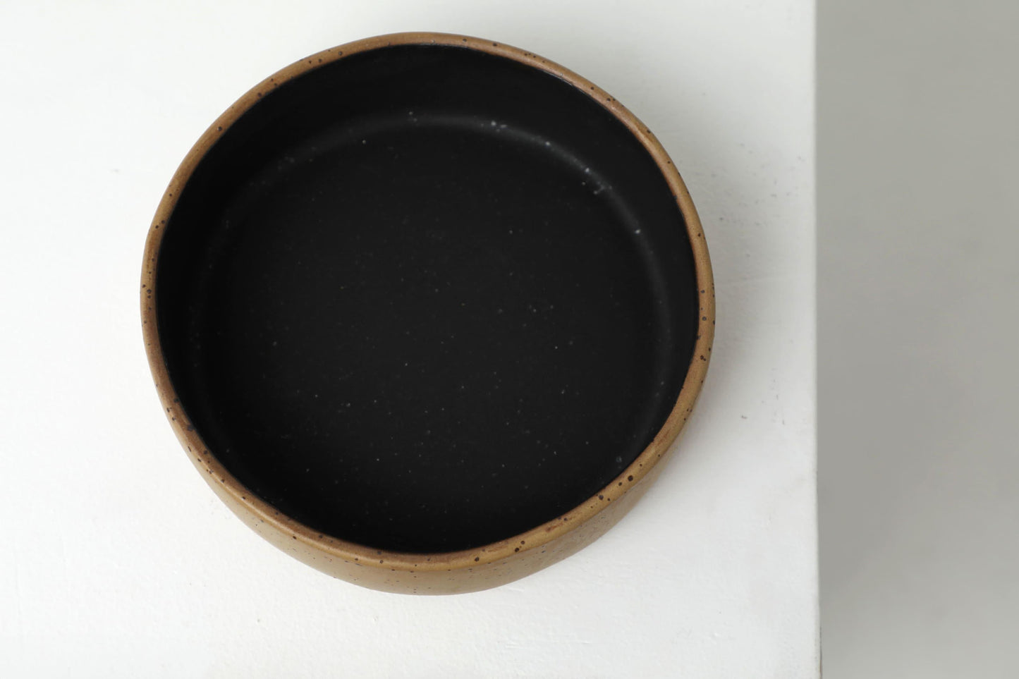 Handmade ceramic dog bowls | RAW+BLACK | animalistus