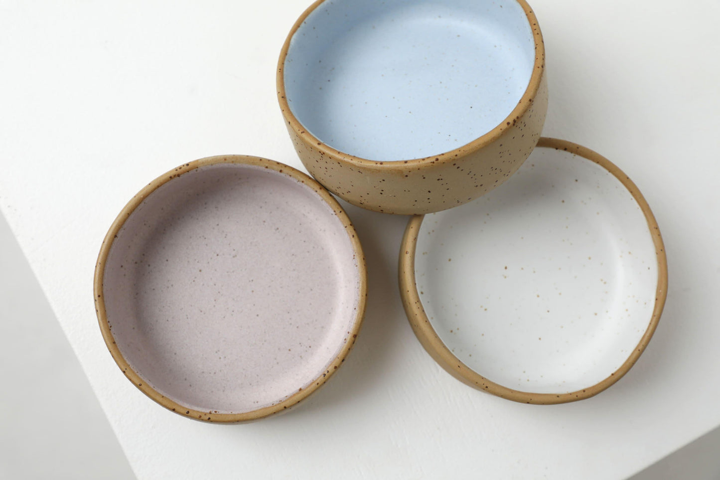 Handmade ceramic dog bowls | RAW+WHITE | animalistus