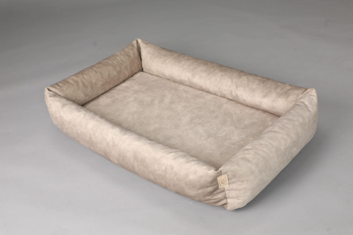 2-sided dog bed with sides. BEIGE - premium dog goods handmade in Europe by My Wild Other