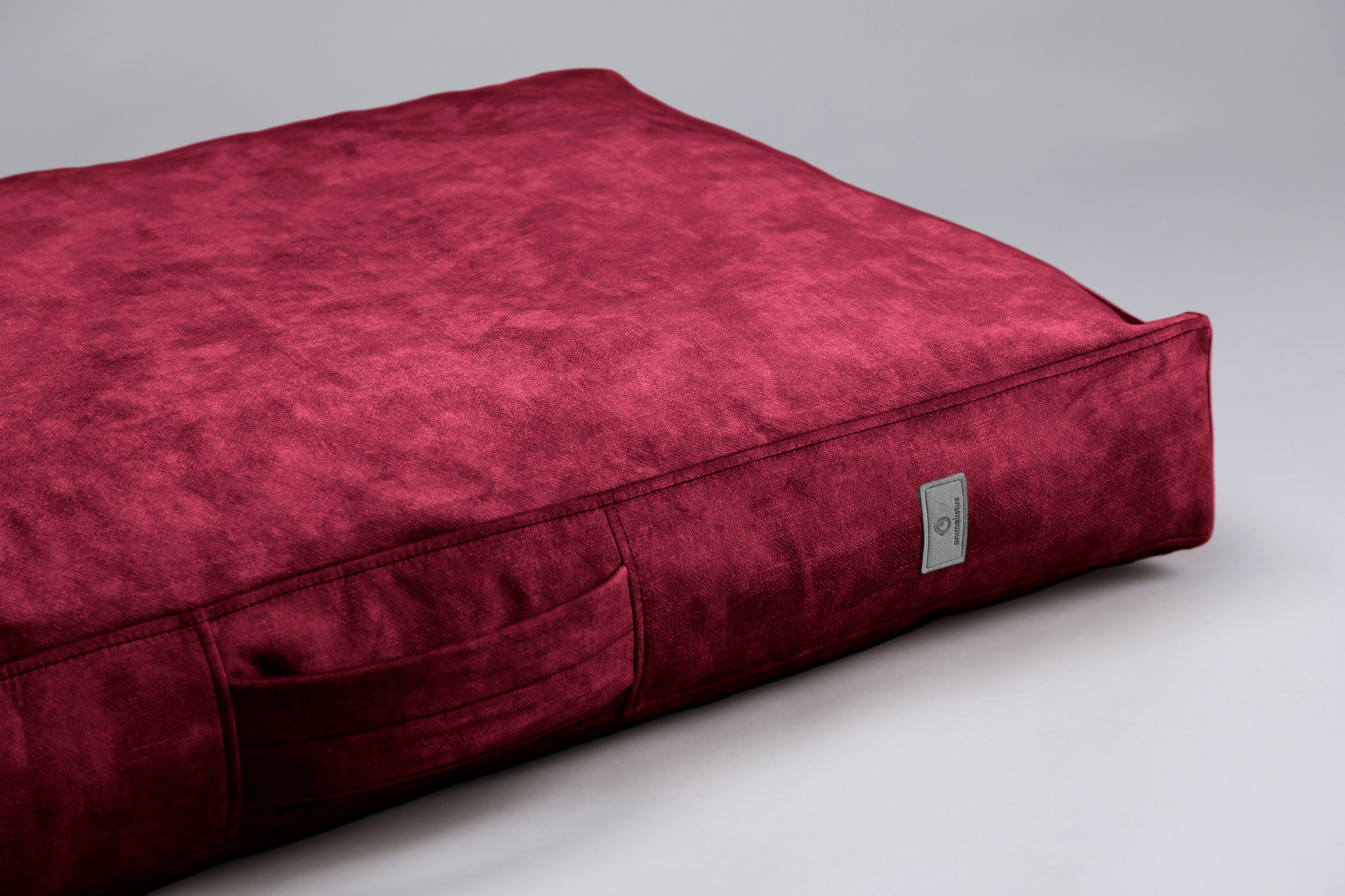 Dog cushion bed | LuxSoft | 2-sided | RUBY RED | animalistus