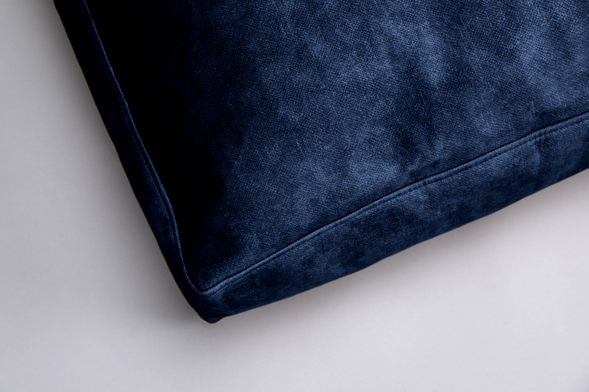 Dog cushion bed | LuxSoft | 2-sided | ROYAL BLUE | animalistus