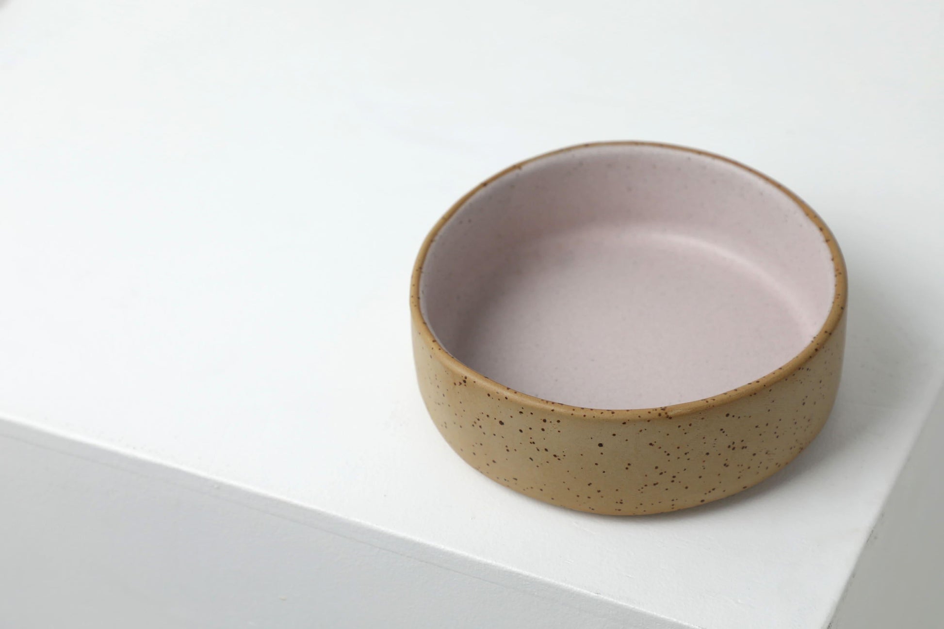 Handmade ceramic dog bowls | RAW+PASTEL PINK - premium dog goods handmade in Europe by animalistus