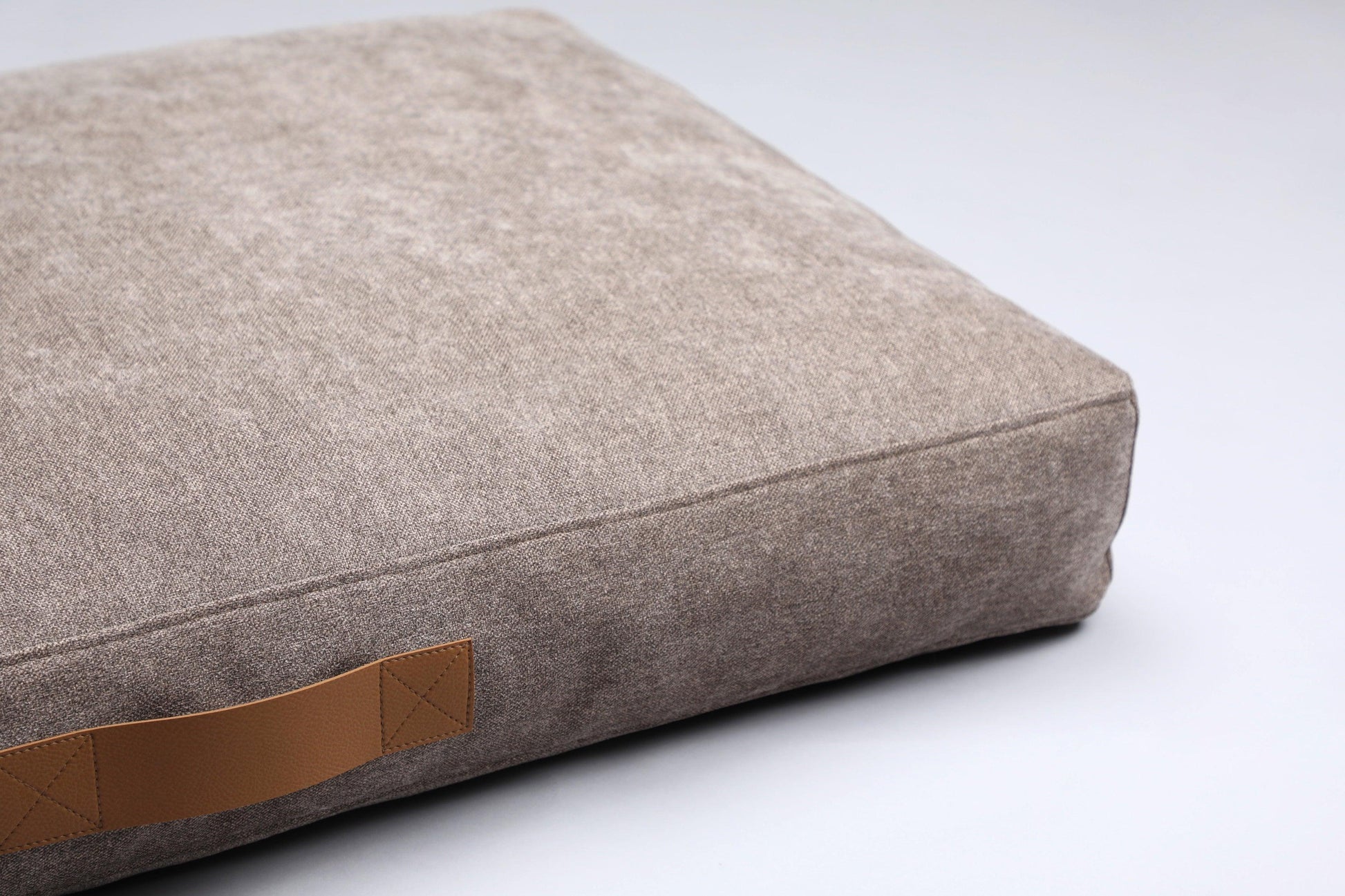 Scandinavian design dog bed | LuxSoft | 2-sided | COFFEE BROWN | animalistus