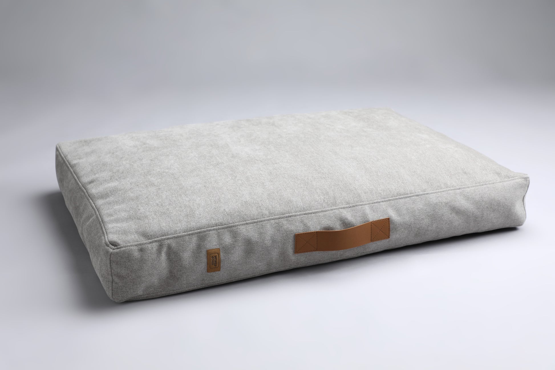 Scandinavian design dog bed | 2-sided | LIGHT BEIGE by My Wild Other