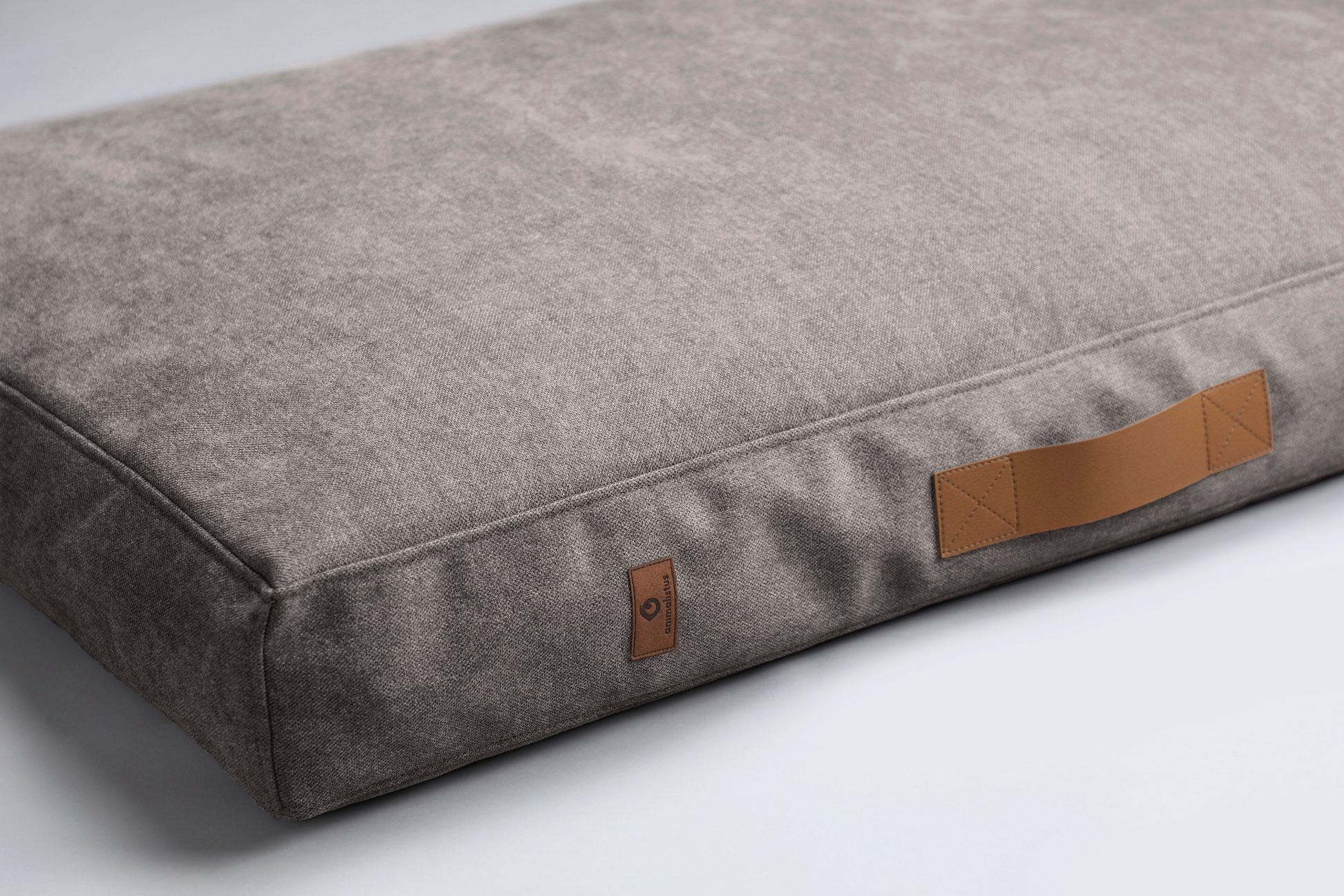 Scandinavian design dog bed | LuxSoft | 2-sided | COFFEE BROWN | animalistus
