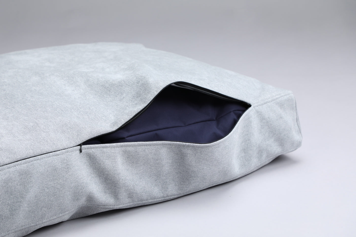 Scandinavian design dog bed | 2-sided | FOG GREY by My Wild Other