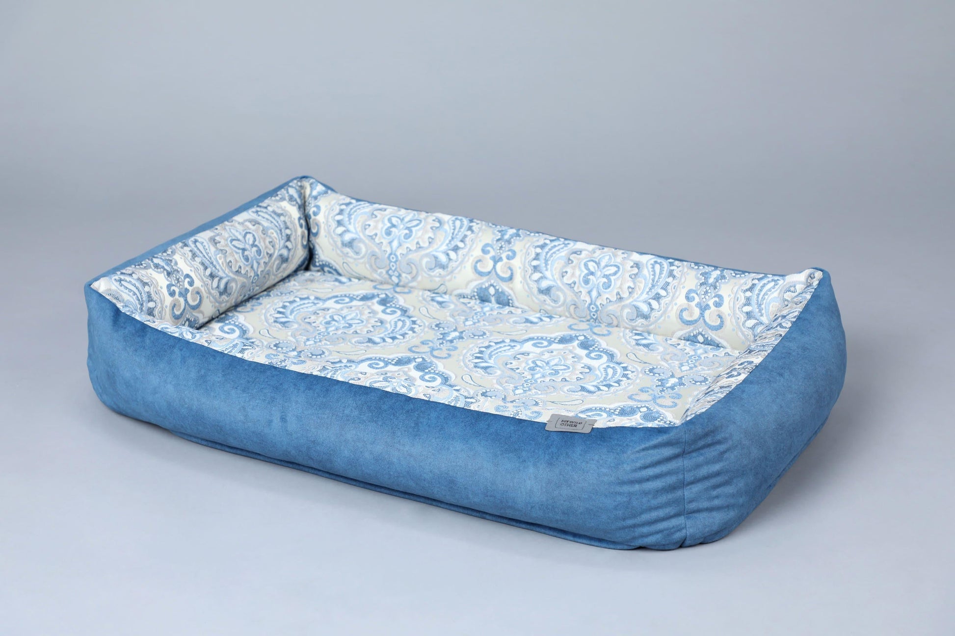 2-sided bohemian style dog bed. SAPPHIRE BLUE - premium dog goods handmade in Europe by animalistus