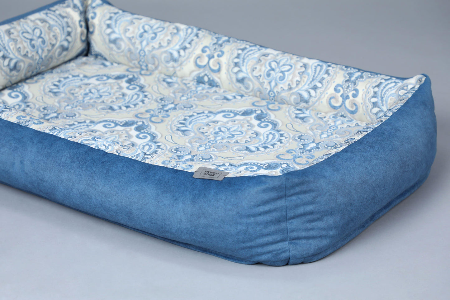 2-sided bohemian style dog bed. SAPPHIRE BLUE - premium dog goods handmade in Europe by animalistus