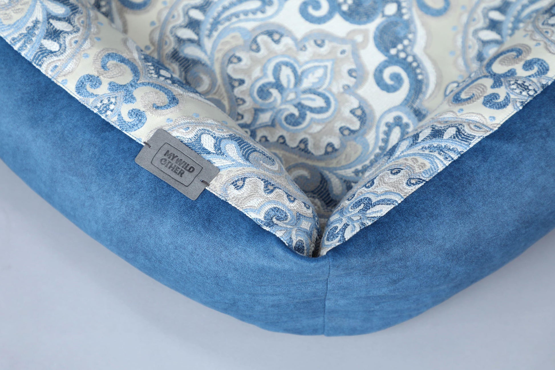 2-sided bohemian style dog bed. SAPPHIRE BLUE - premium dog goods handmade in Europe by animalistus