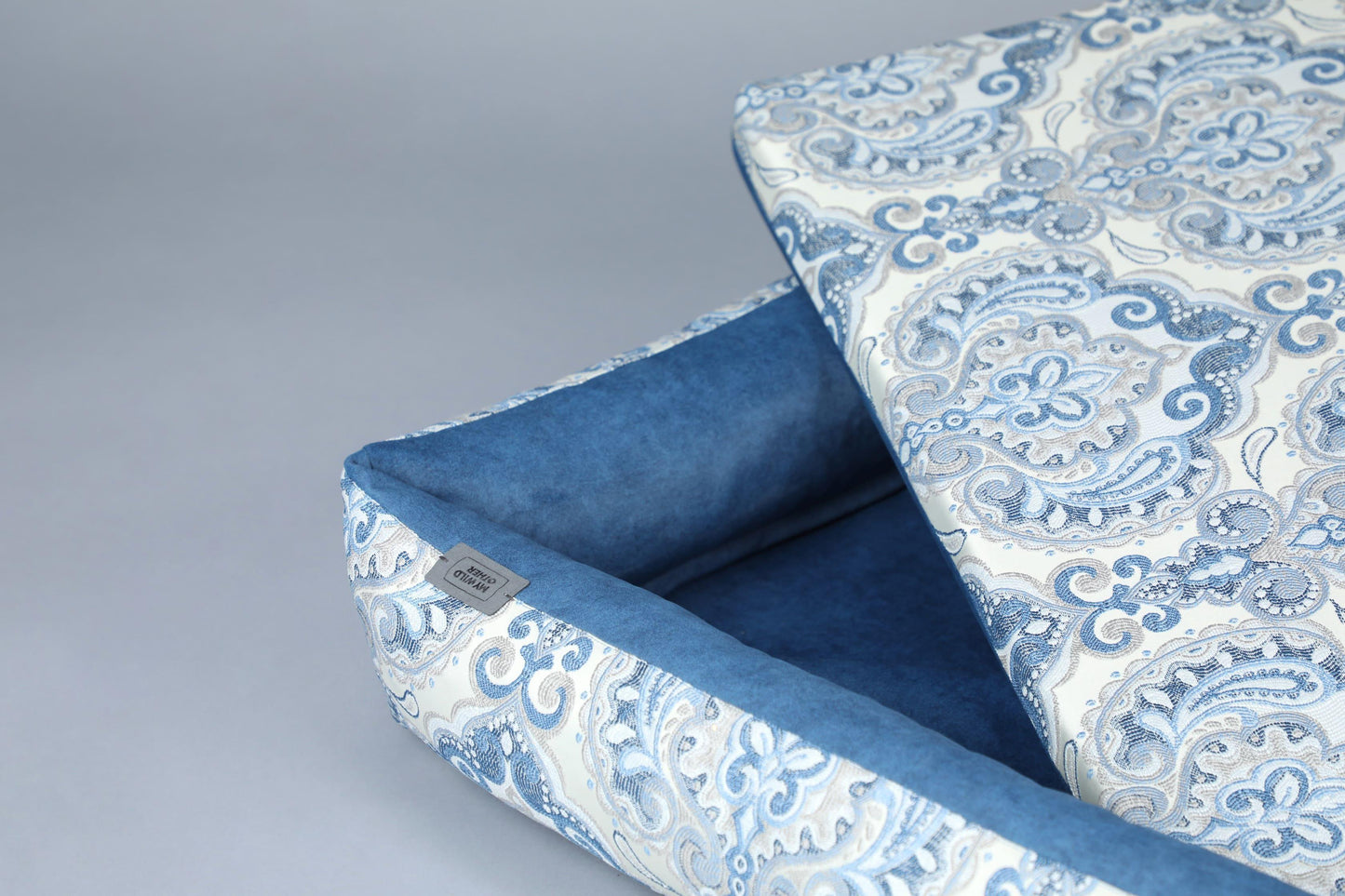 2-sided bohemian style dog bed. SAPPHIRE BLUE - premium dog goods handmade in Europe by animalistus