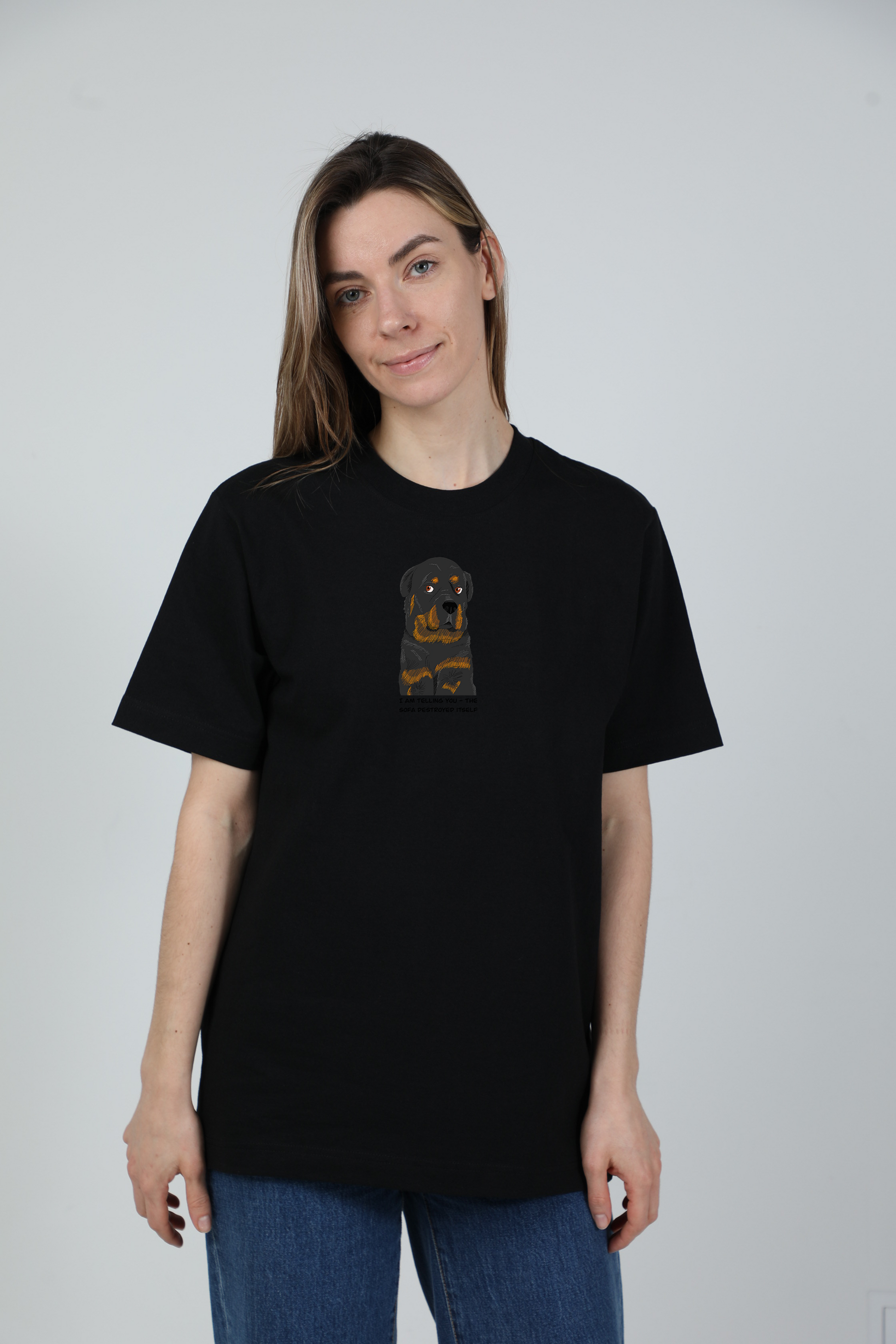 Sofa destroyer dog | Heavyweight T-Shirt with dog. Oversized | Unisex | animalistus