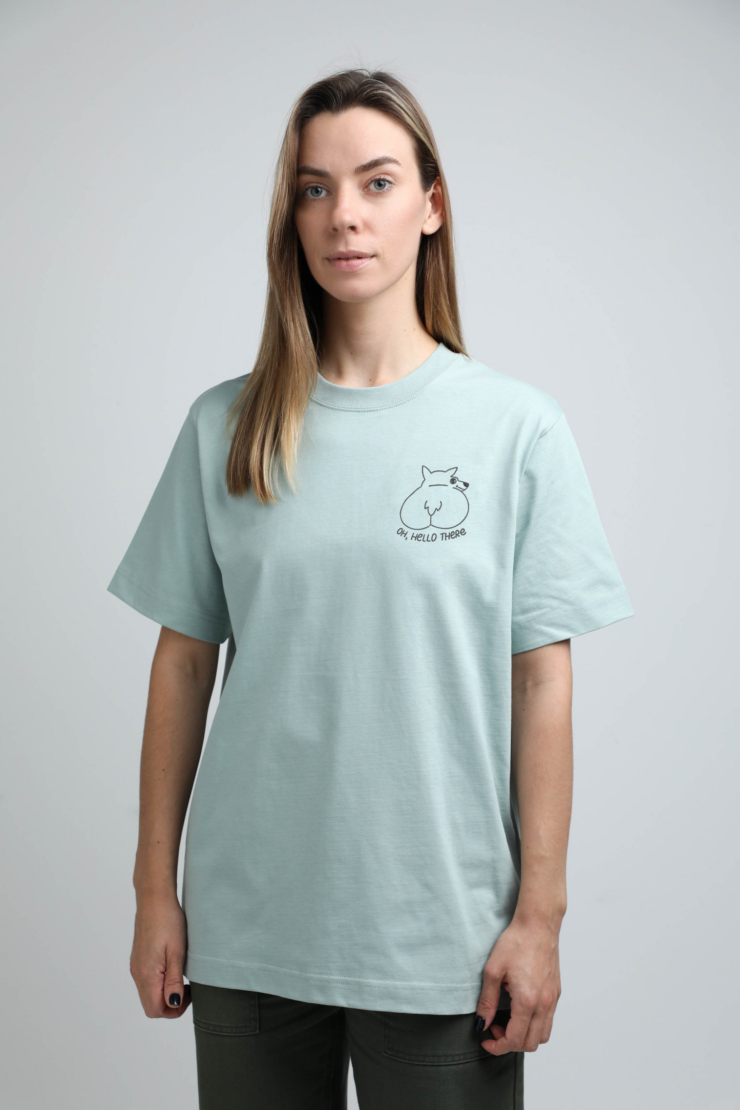 Oh, hello there! | Heavyweight T-Shirt with embroidered dog. Oversized | Unisex by My Wild Other