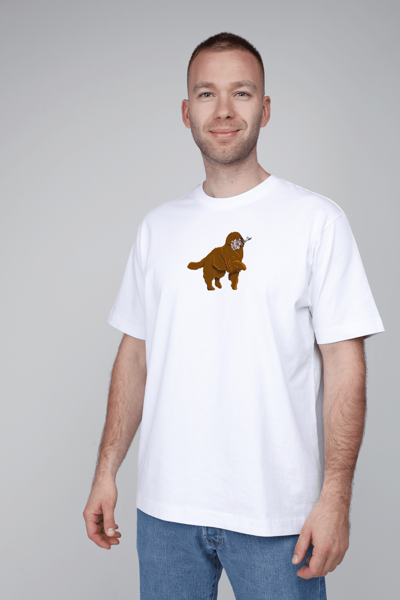 Giant dog with flowers | Heavyweight T-Shirt with dog. Oversized | Unisex - premium dog goods handmade in Europe by animalistus