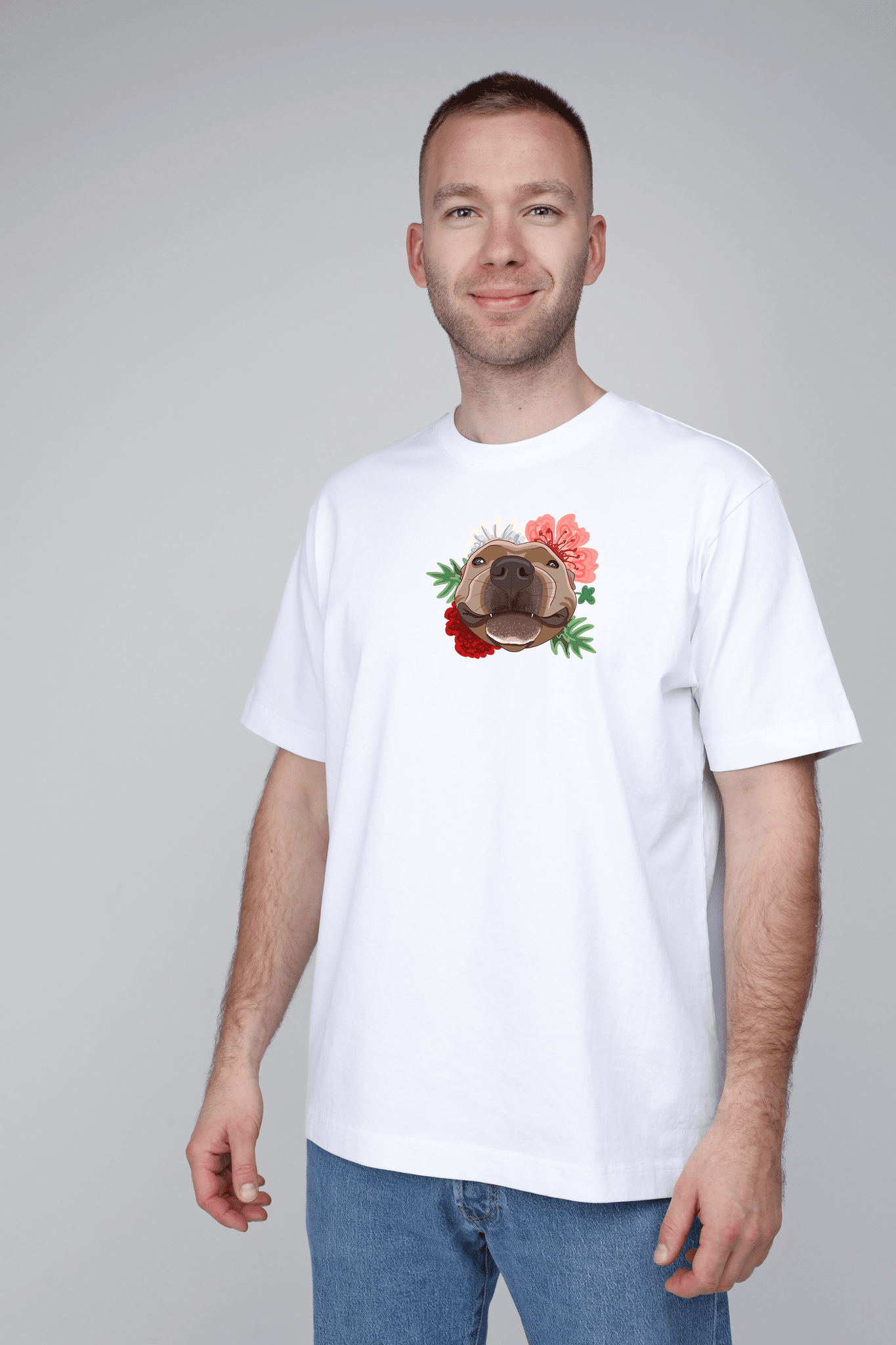 Serious dog with flowers | Heavyweight T-Shirt with dog. Oversized | Unisex | animalistus