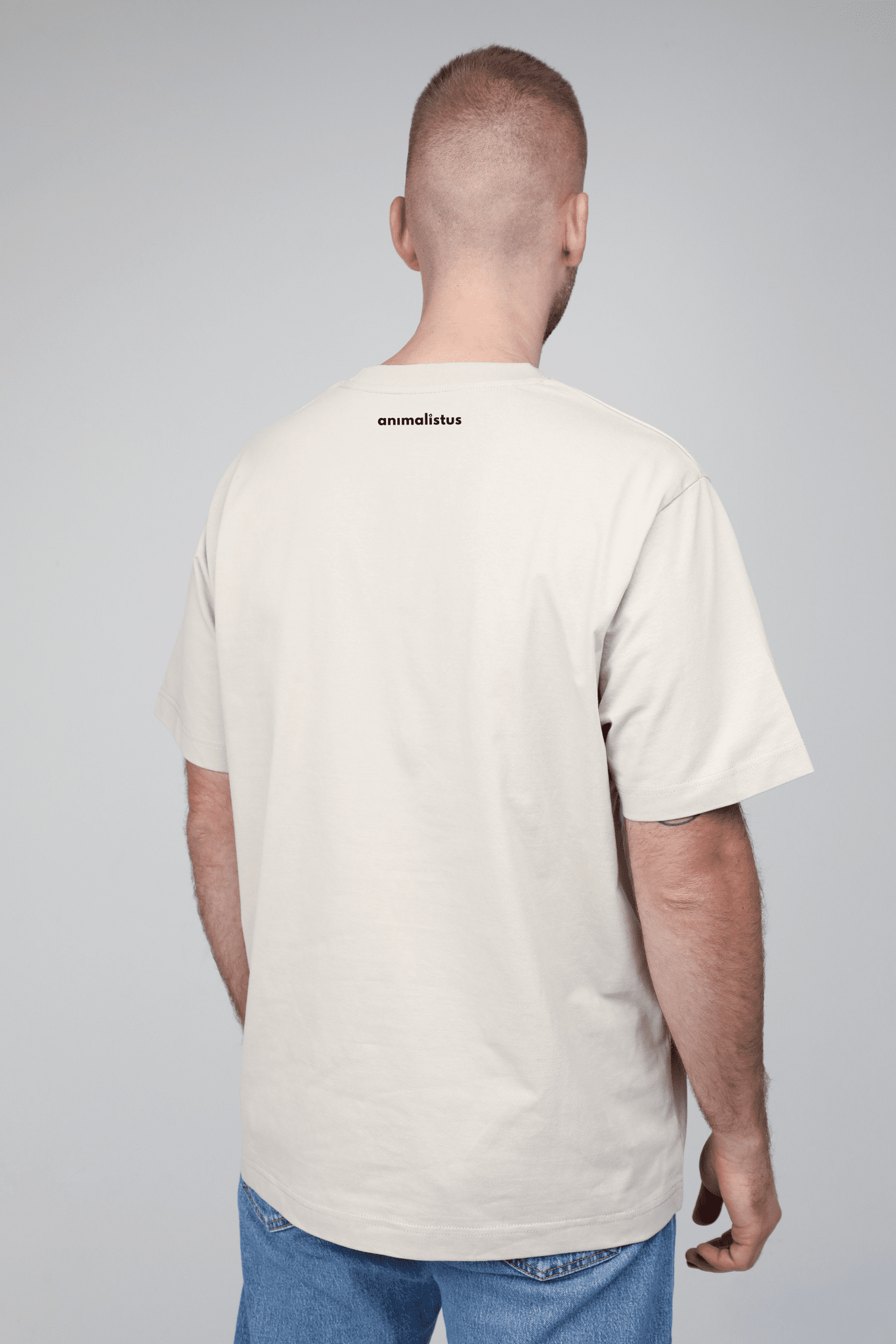 Sofa destroyer dog | Heavyweight T-Shirt with dog. Oversized | Unisex | animalistus