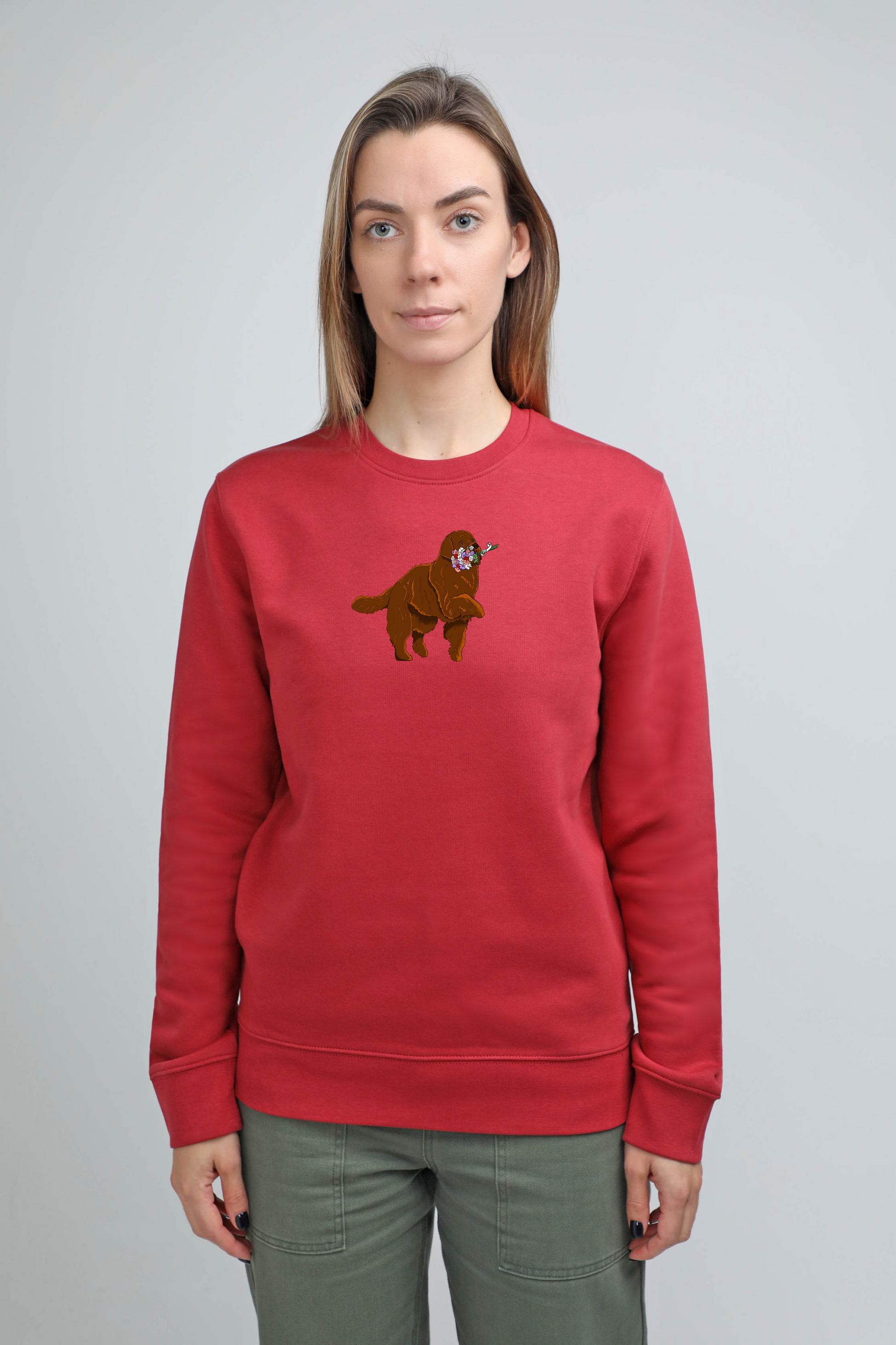 Giant dog with flowers | Crew neck sweatshirt with dog. Regular fit | Unisex by My Wild Other