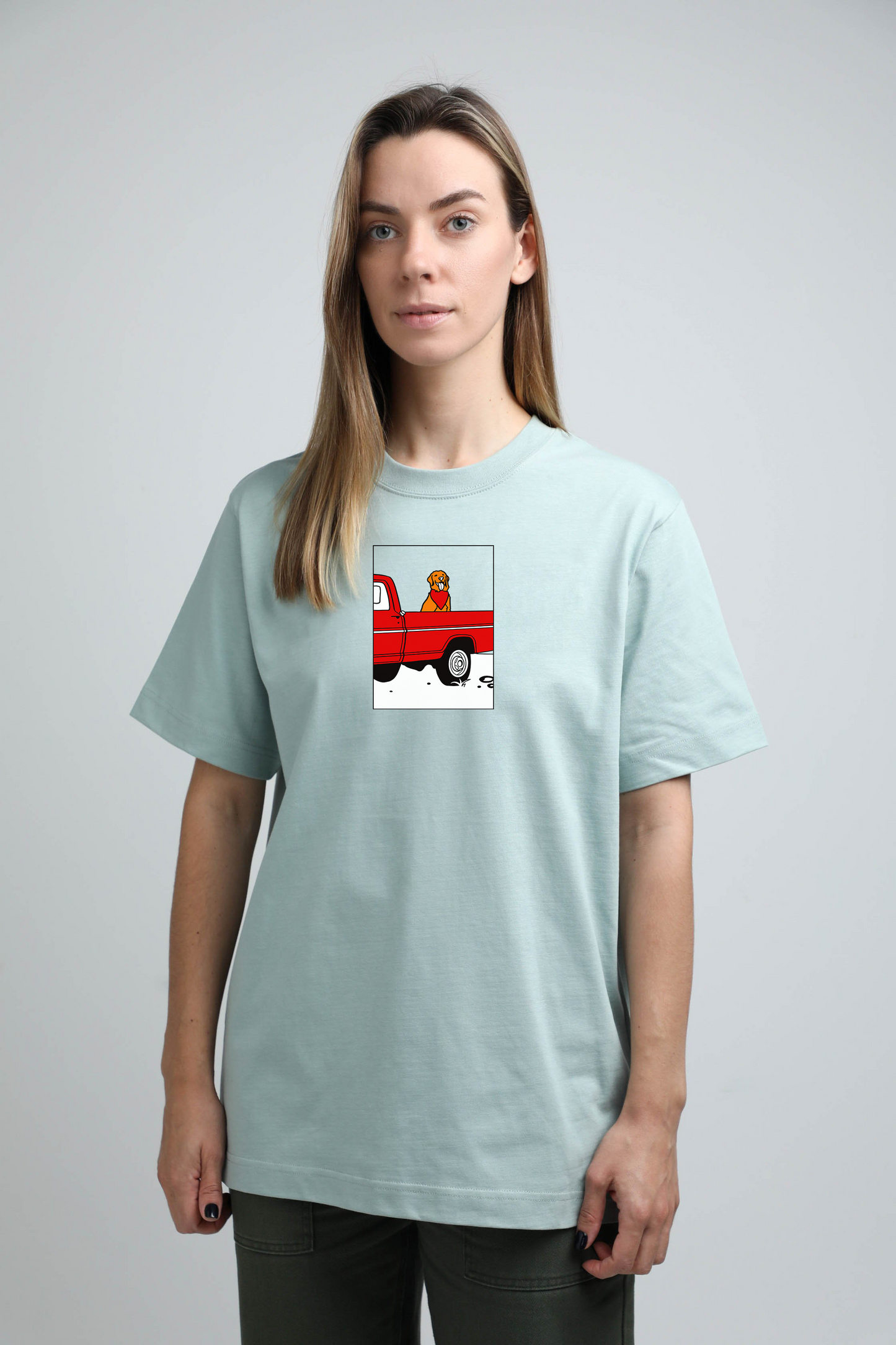 Pickup truck dog | Heavyweight T-Shirt with dog. Oversized | Unisex by My Wild Other