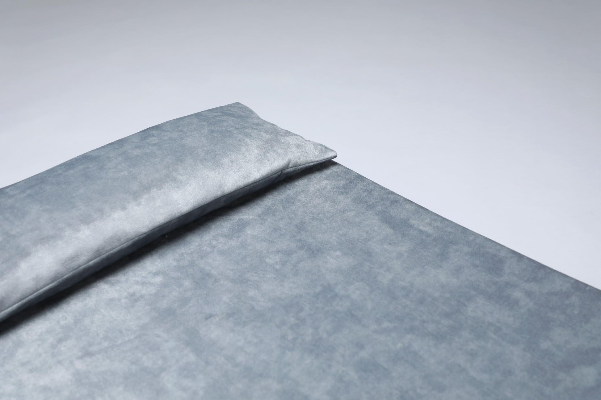 Dog's bedroom bed | ComfySupport+ | 2-sided | METAL GREY | animalistus