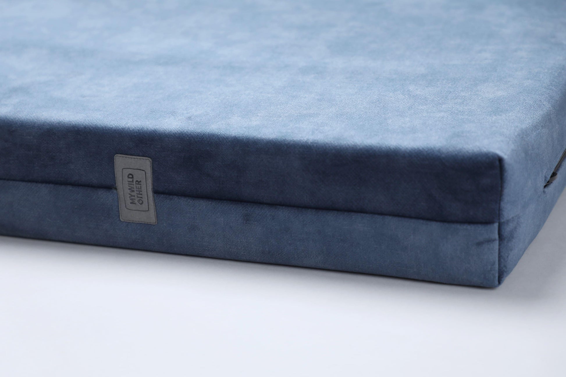 2-sided extra large & supportive dog bed. SKY BLUE - premium dog goods handmade in Europe by My Wild Other