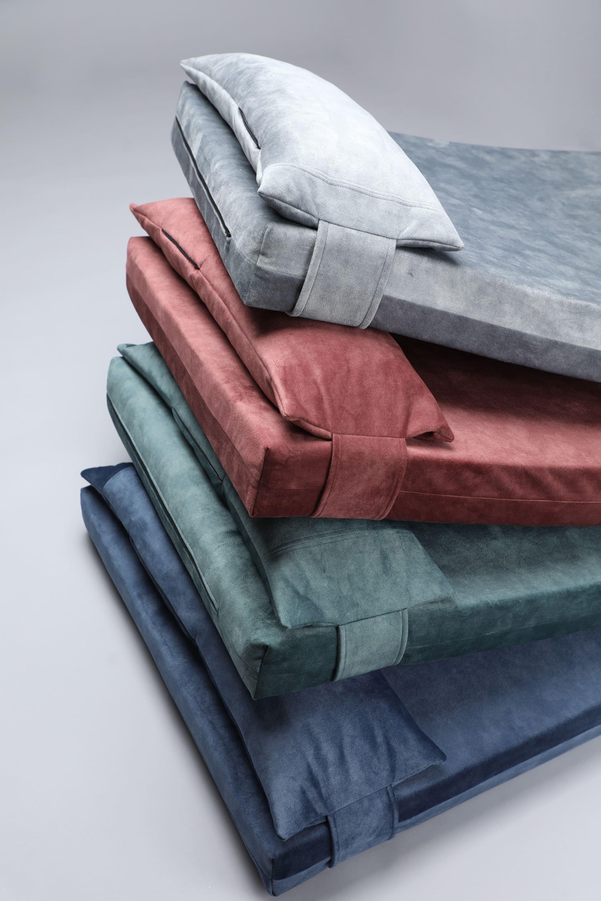 Dog's bedroom bed | ComfySupport+ | 2-sided | METAL GREY | animalistus