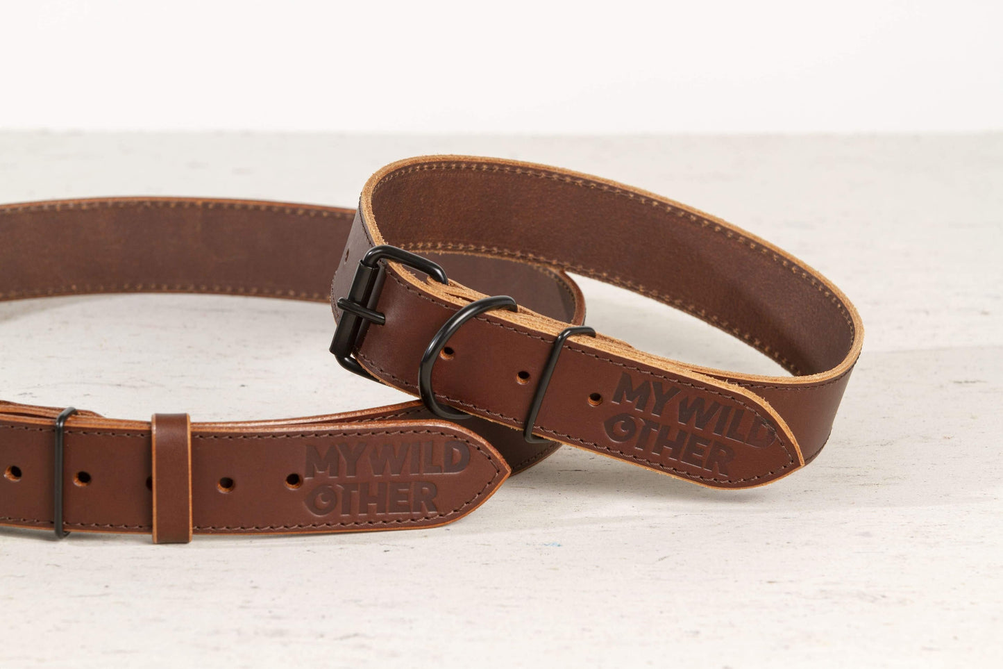 Handmade brown leather dog collar - premium dog goods handmade in Europe by My Wild Other