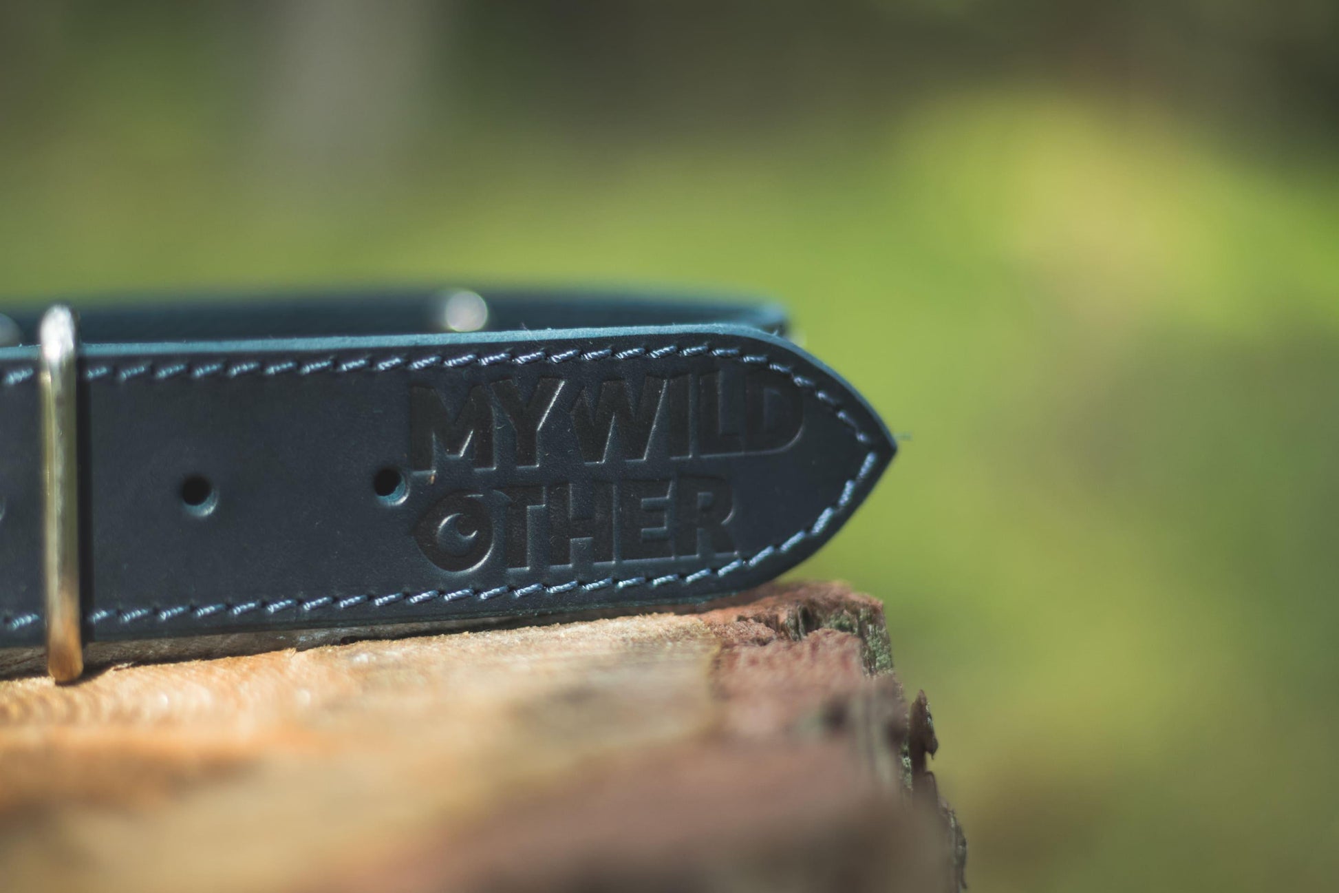 Handmade blue leather STUDDED dog collar - premium dog goods handmade in Europe by animalistus